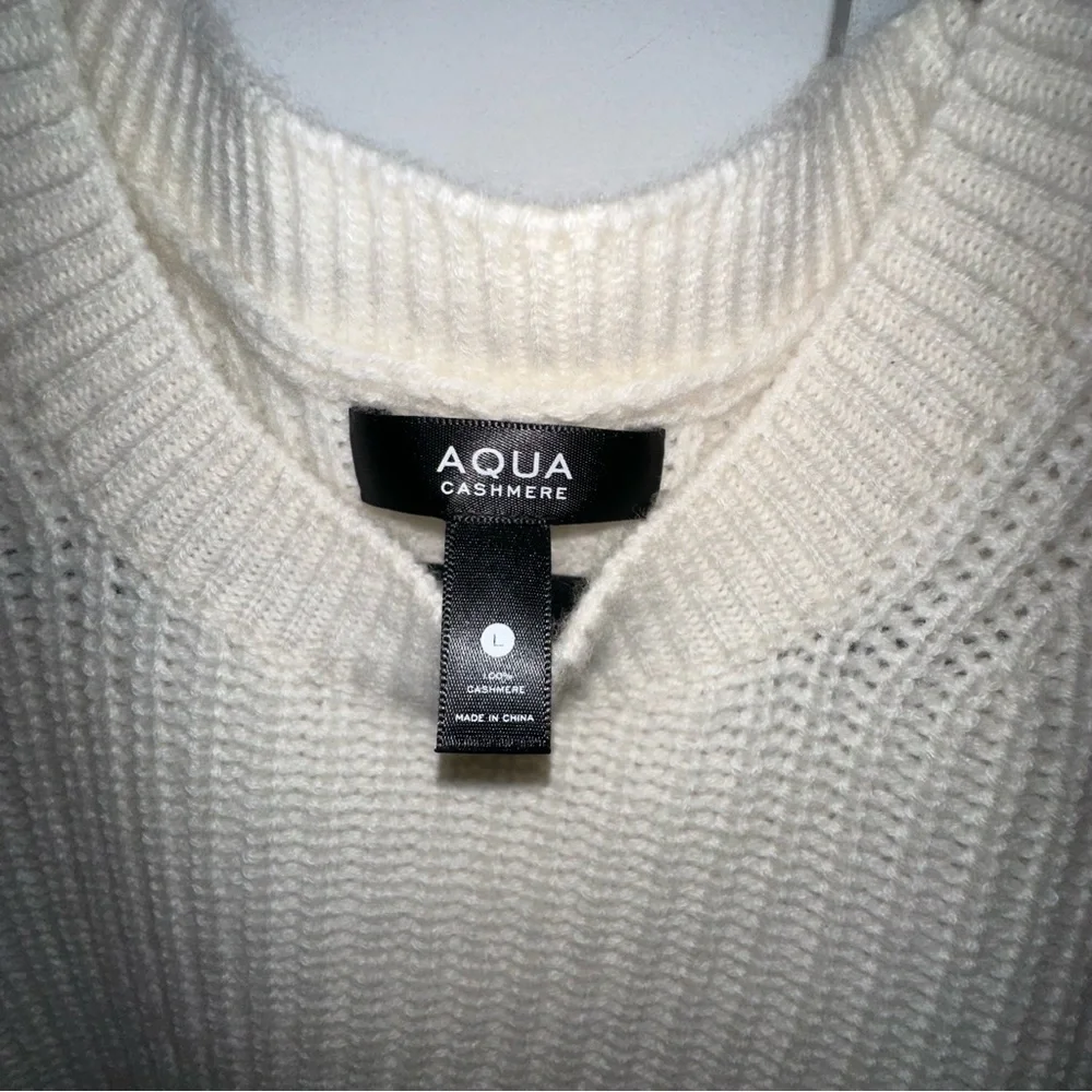 Women's Aqua Cashmere Shaker Puff Sleeve Cream Sweater - L - Picture 3 of 6